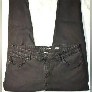 Falls Creek black skinny stretch jeans. Size 16.